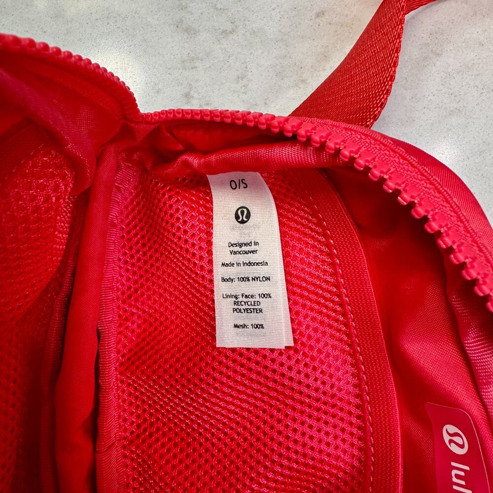 lululemon Everywhere Belt Bag 1L Lip Gloss Red Pink Nylon Fanny Pack Crossbody - Picture 5 of 14